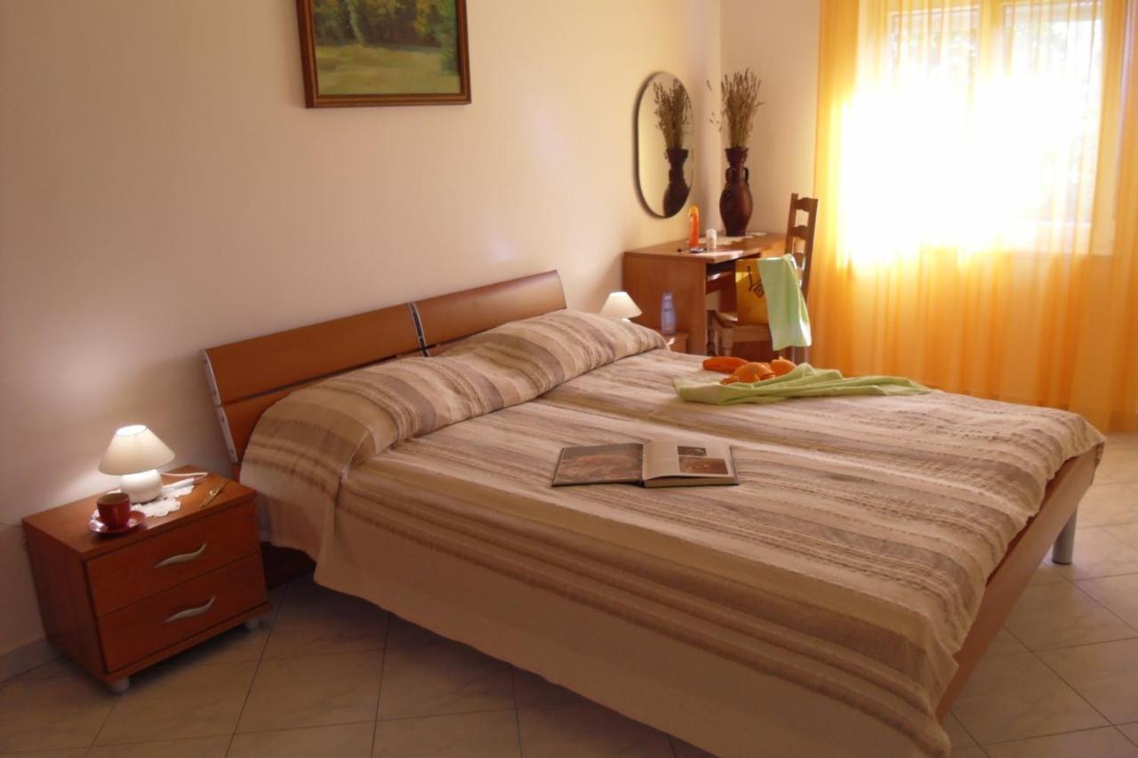 Apartments Maks Kraljevica Extérieur photo